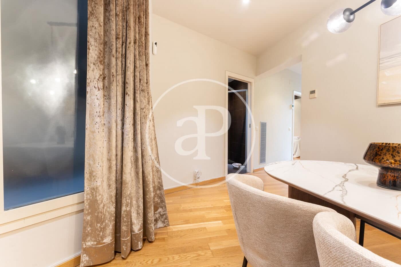 2 makuuhuone Huoneisto vuokrattavana paikassa Barcelona kaupunki - 2 500 € (Ref: 9449154)