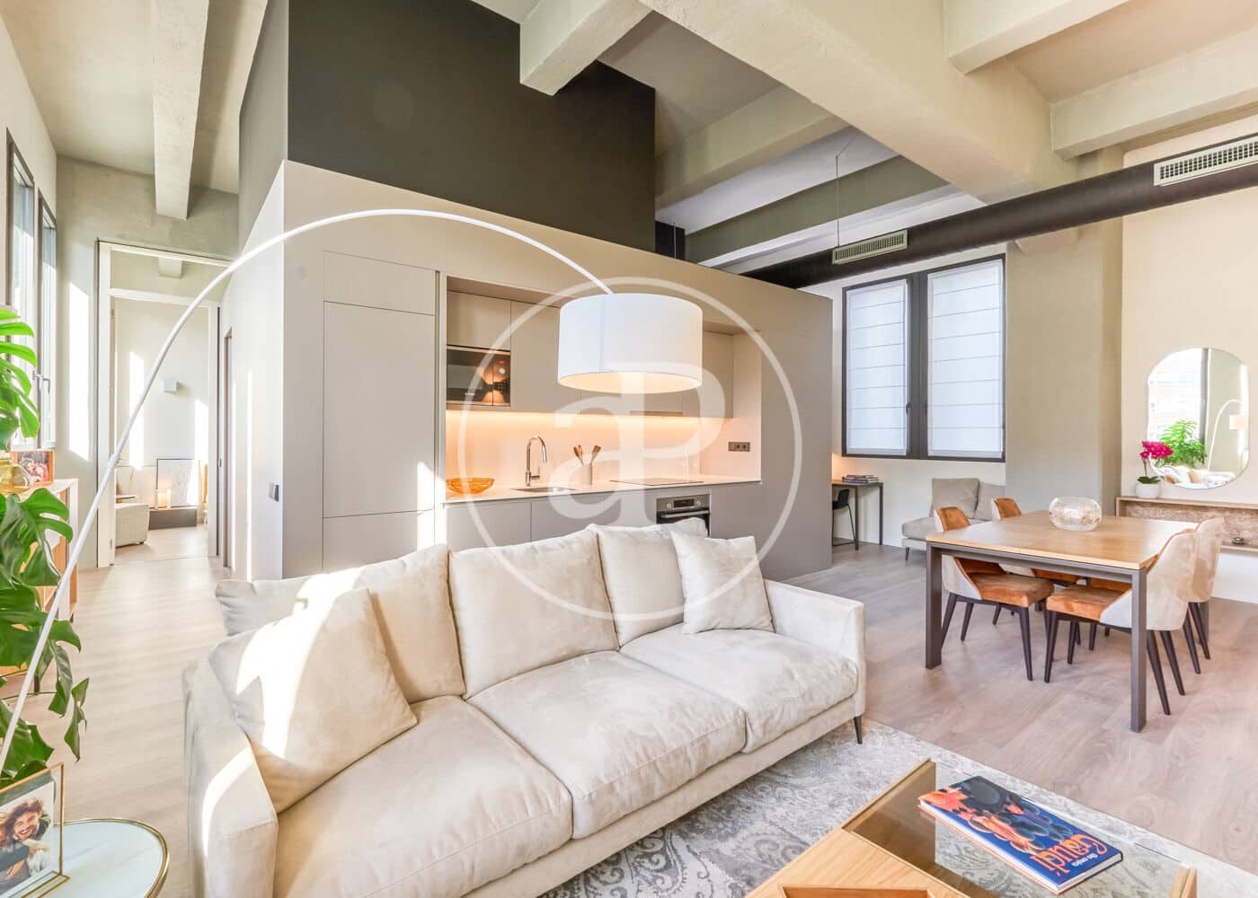 2 bedroom Villa for rent in Barcelona city with pool - € 2,860 (Ref: 9449155)