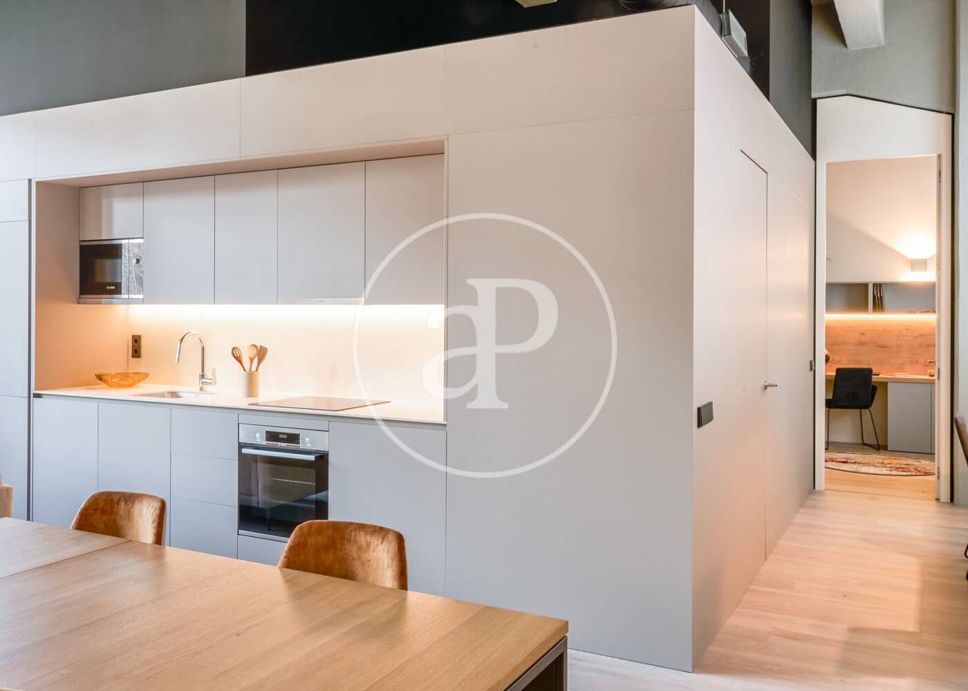 2 bedroom Villa for rent in Barcelona city with pool - € 2,860 (Ref: 9449155)