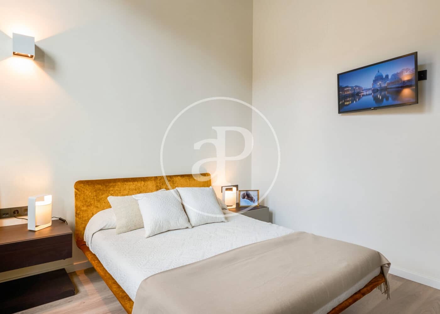 2 bedroom Villa for rent in Barcelona city with pool - € 2,860 (Ref: 9449155)