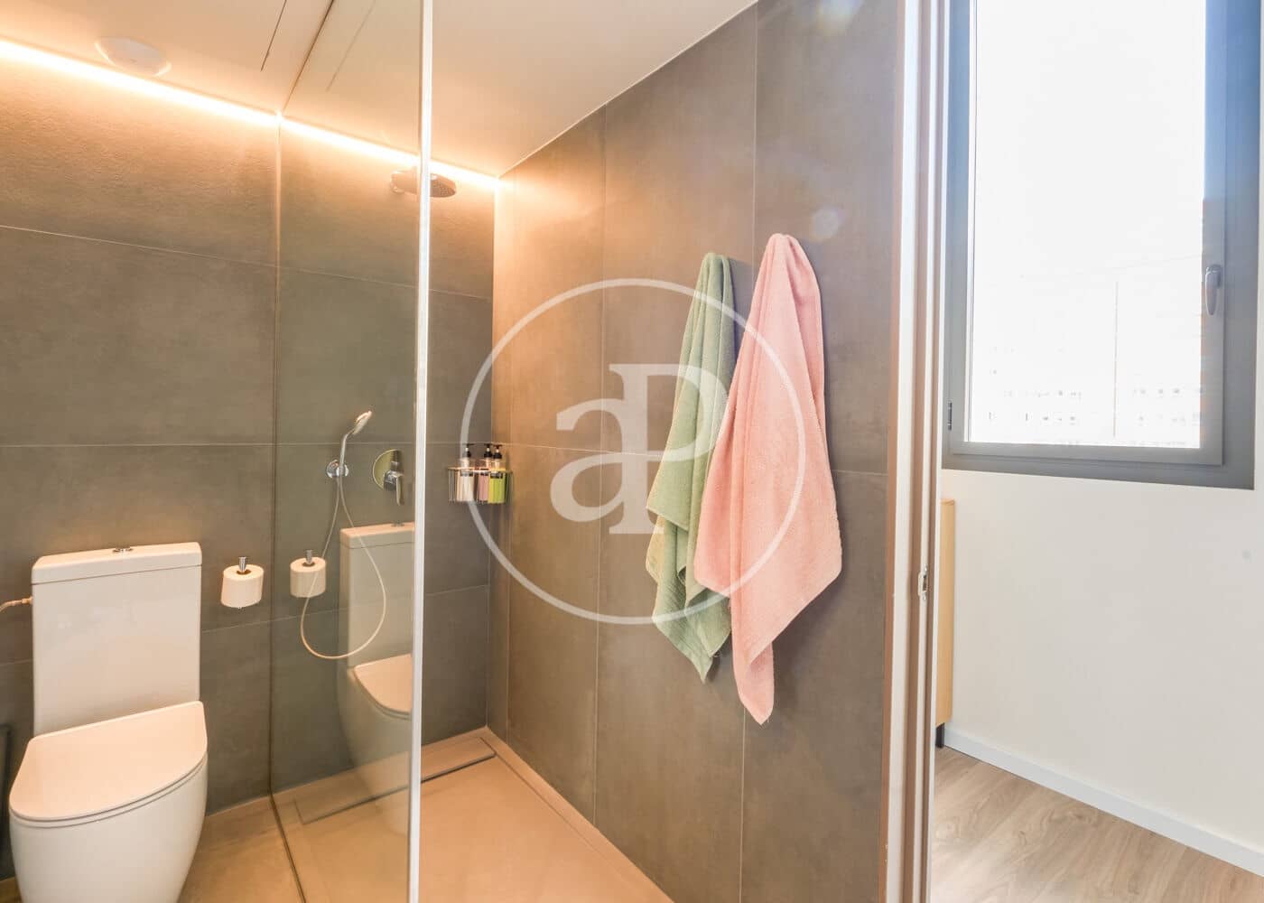 2 bedroom Villa for rent in Barcelona city with pool - € 2,860 (Ref: 9449155)