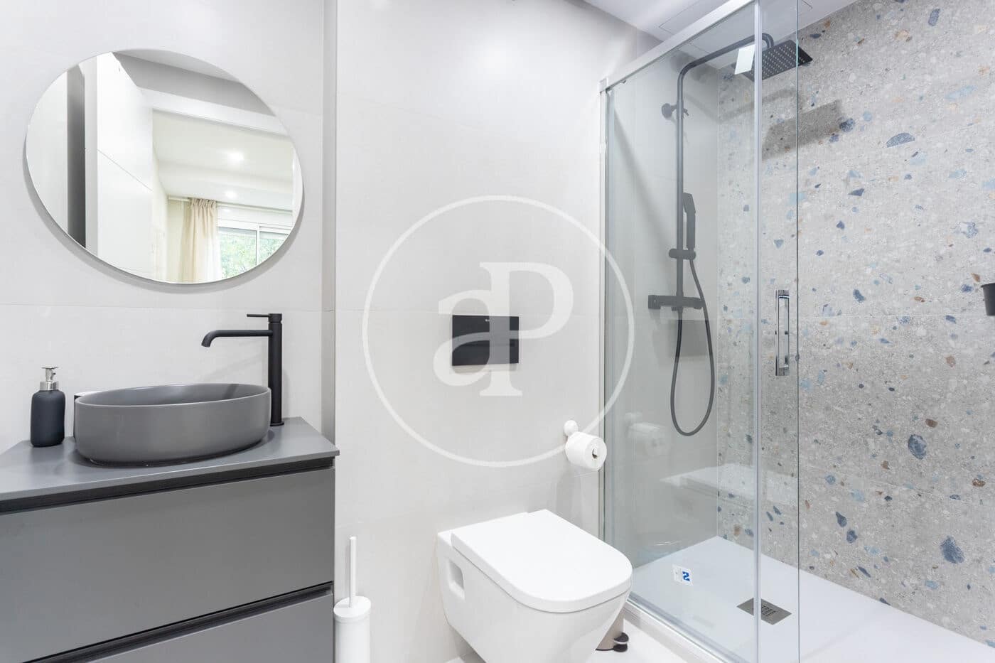 3 Zimmer Apartment zu vermieten in Barcelona Stadt - 2.100 € (Ref: 9450657)