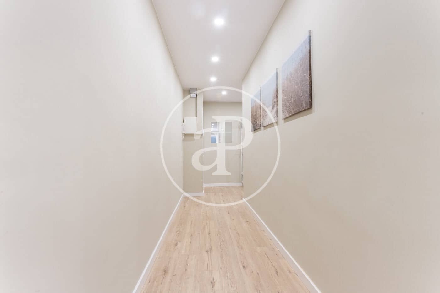 3 Zimmer Apartment zu vermieten in Barcelona Stadt - 2.100 € (Ref: 9450657)