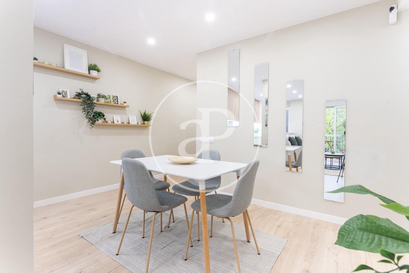 3 Zimmer Apartment zu vermieten in Barcelona Stadt - 2.100 € (Ref: 9450657)