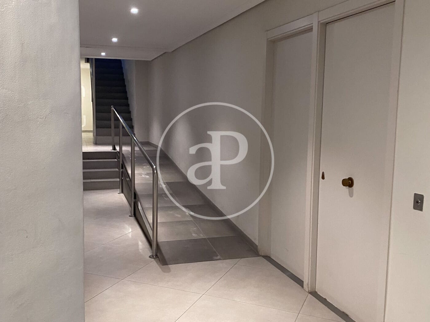 3 bedroom Apartment for sale in Barcelona city - € 665,000 (Ref: 9450658)