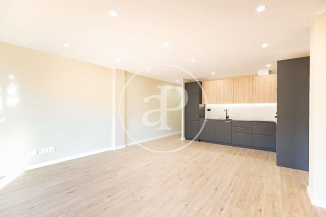 Apartamento de 3 habitaciones en Les Corts, Barcelona ciudad en venta - 665.000 € (Ref: 9450658)