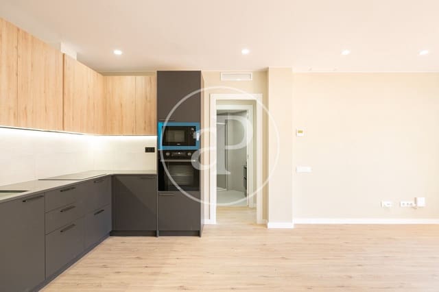 Apartamento de 3 habitaciones en Les Corts, Barcelona ciudad en venta - 665.000 € (Ref: 9450658)