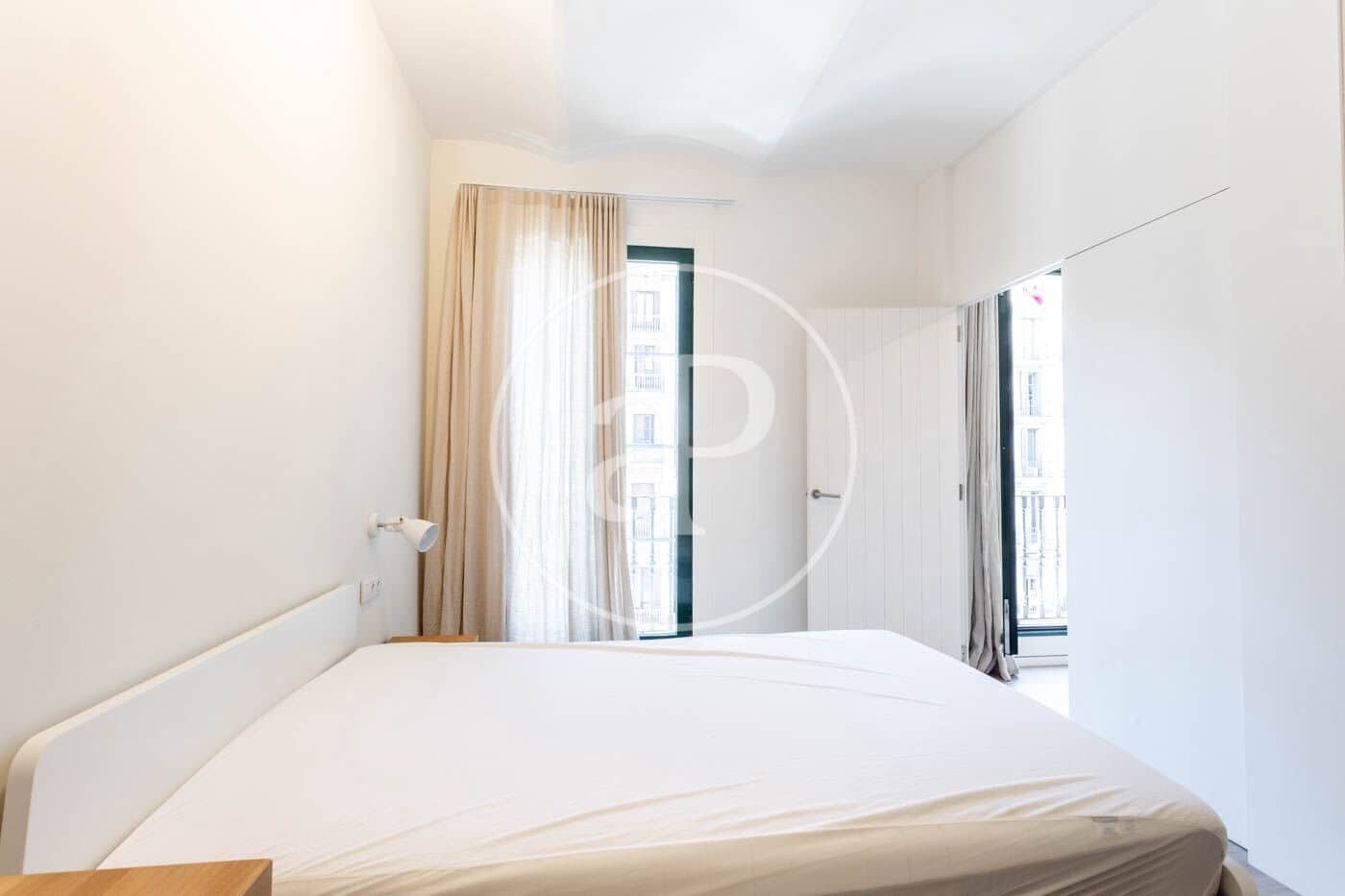 3 bedroom Apartment for rent in Barcelona city - € 2,500 (Ref: 9450659)