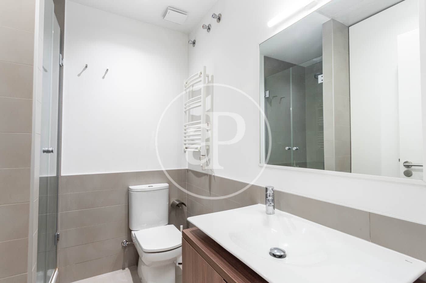 3 bedroom Apartment for rent in Barcelona city - € 2,500 (Ref: 9450659)