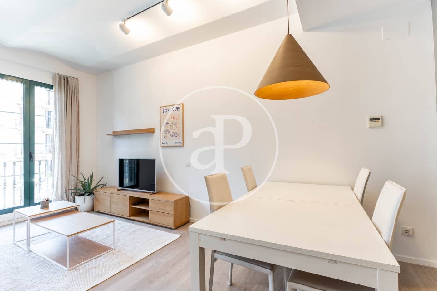 3 bedroom Apartment for rent in Barcelona city - € 2,500 (Ref: 9450659)