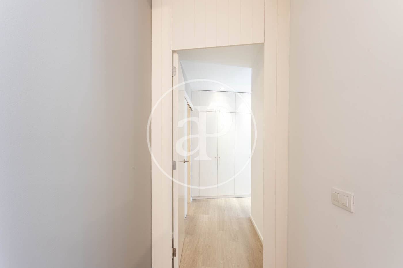 3 bedroom Apartment for rent in Barcelona city - € 2,500 (Ref: 9450659)