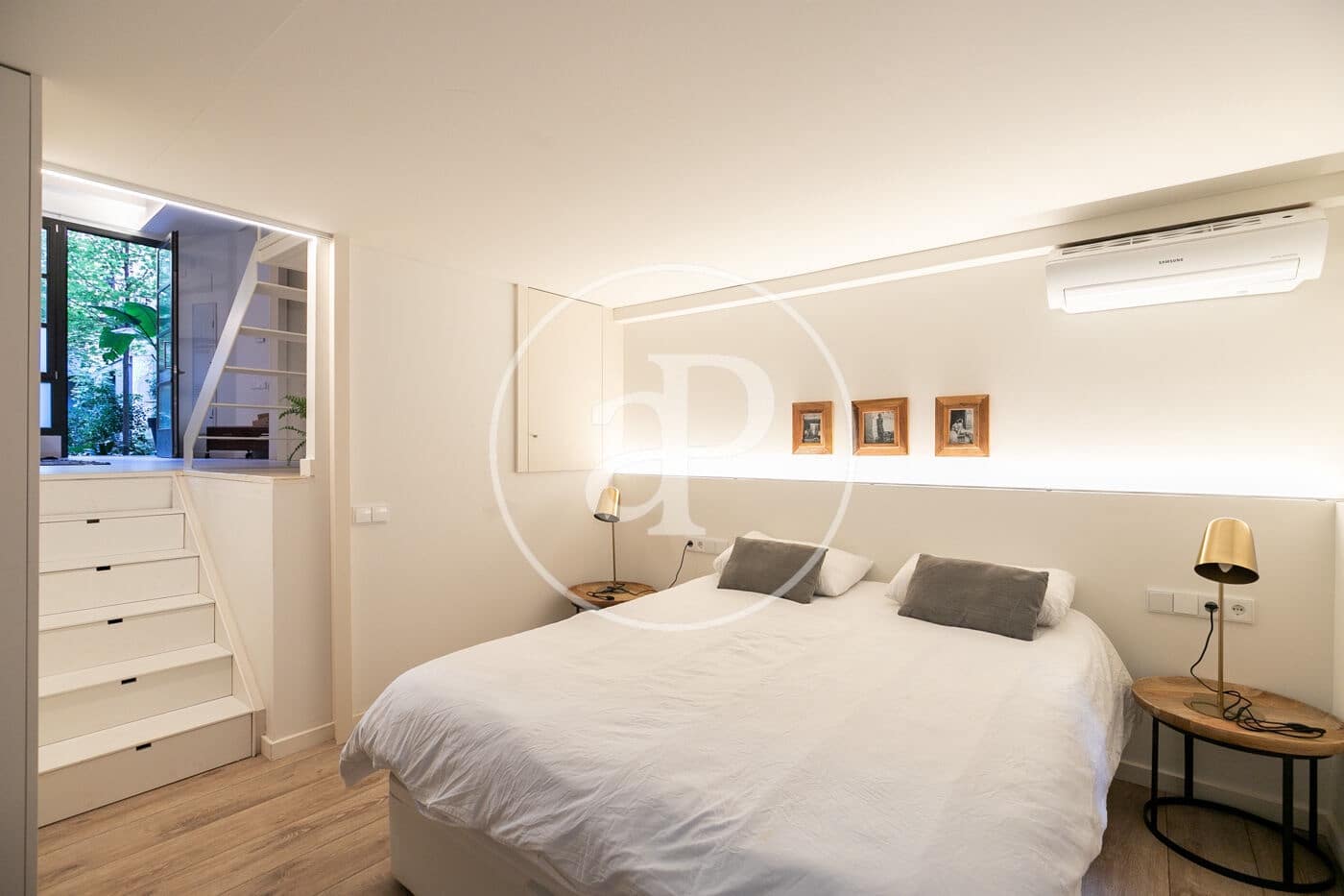 2 soveværelse Lejlighed til leje i Barcelona by med swimmingpool - € 1.900 (Ref: 9450661)