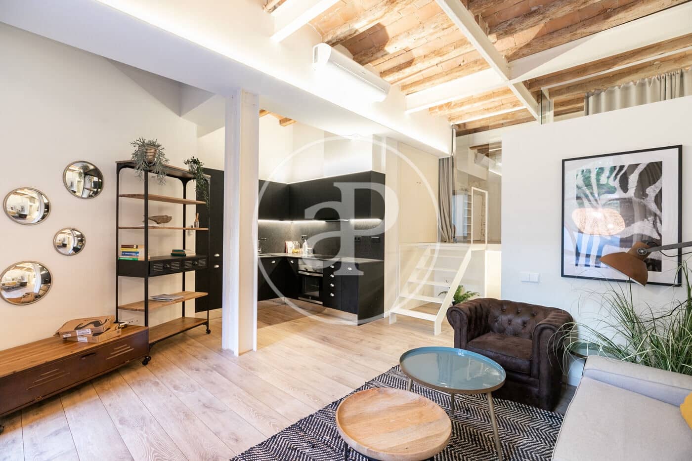 2 soveværelse Lejlighed til leje i Barcelona by med swimmingpool - € 1.900 (Ref: 9450661)