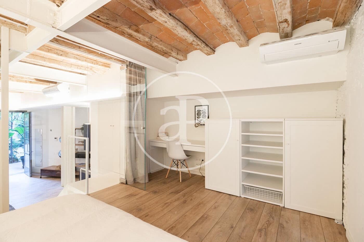 2 soveværelse Lejlighed til leje i Barcelona by med swimmingpool - € 1.900 (Ref: 9450661)