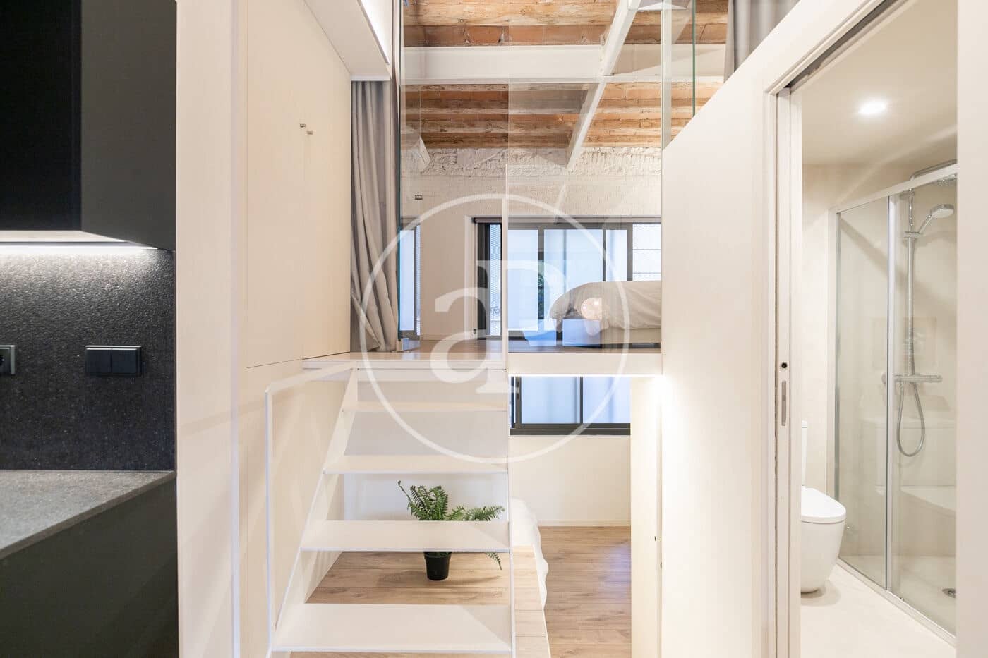 2 soveværelse Lejlighed til leje i Barcelona by med swimmingpool - € 1.900 (Ref: 9450661)