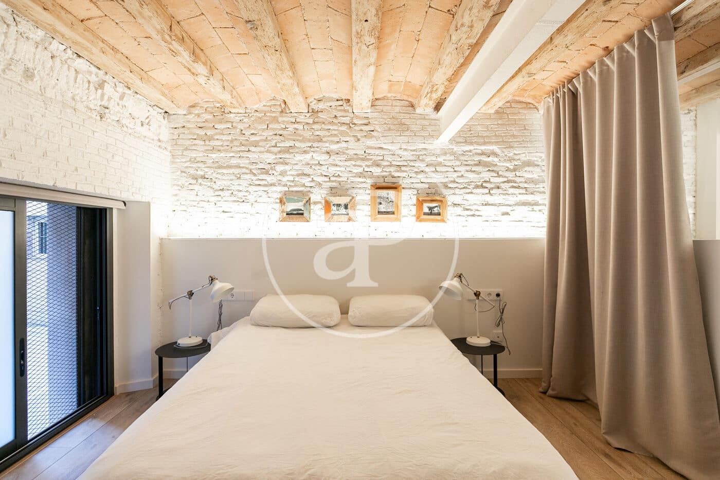 2 soveværelse Lejlighed til leje i Barcelona by med swimmingpool - € 1.900 (Ref: 9450661)