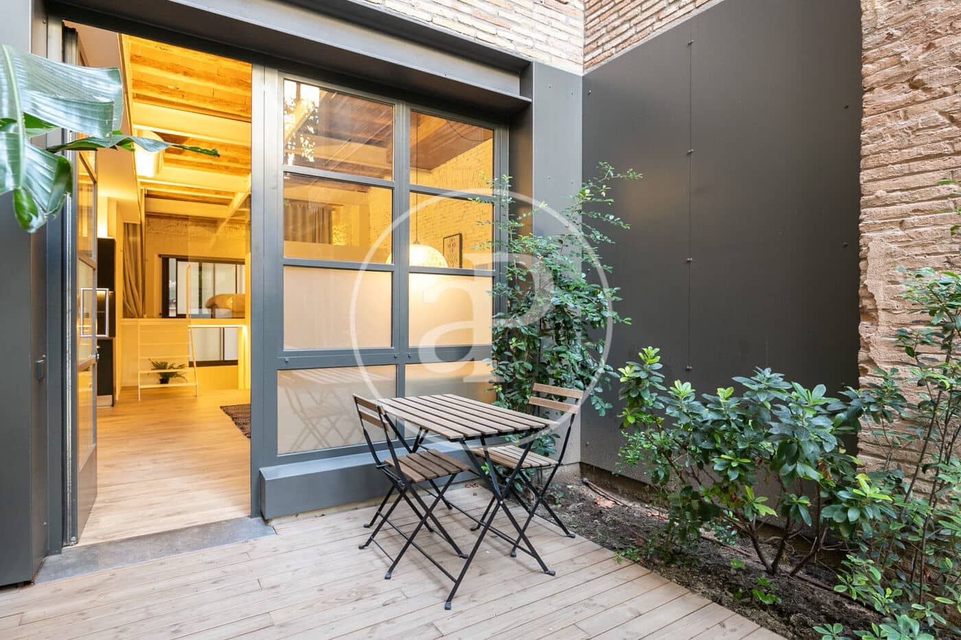 2 soveværelse Lejlighed til leje i Barcelona by med swimmingpool - € 1.900 (Ref: 9450661)