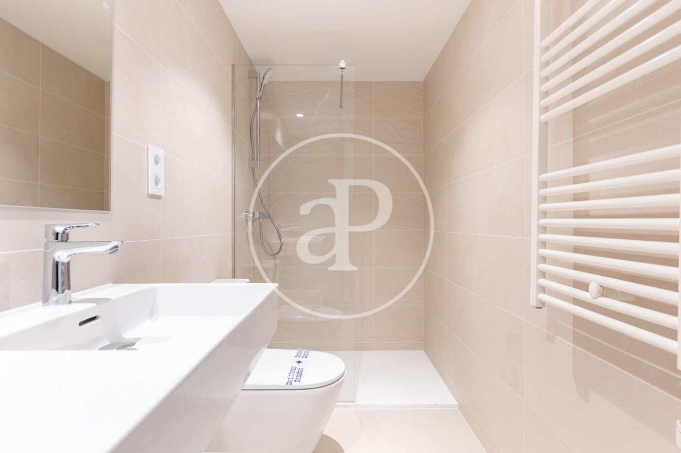 2 slaapkamer Appartement te huur in Mira-Sol - € 2.250 (Ref: 9450662)