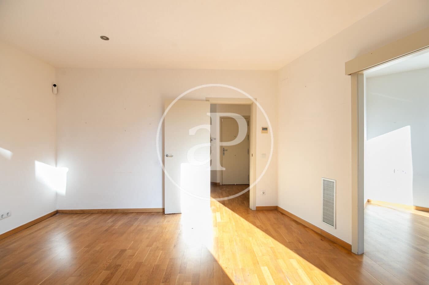 2 sypialnia Apartament na sprzedaż w Miasto Barcelona - 590 000 € (Ref: 9452102)