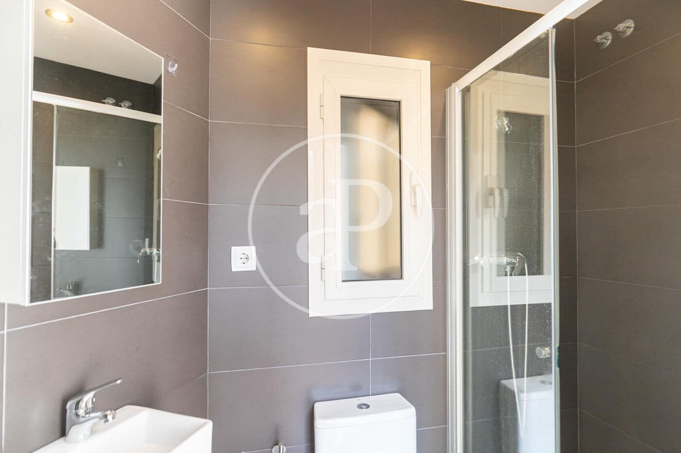 2 sypialnia Apartament na sprzedaż w Miasto Barcelona - 590 000 € (Ref: 9452102)