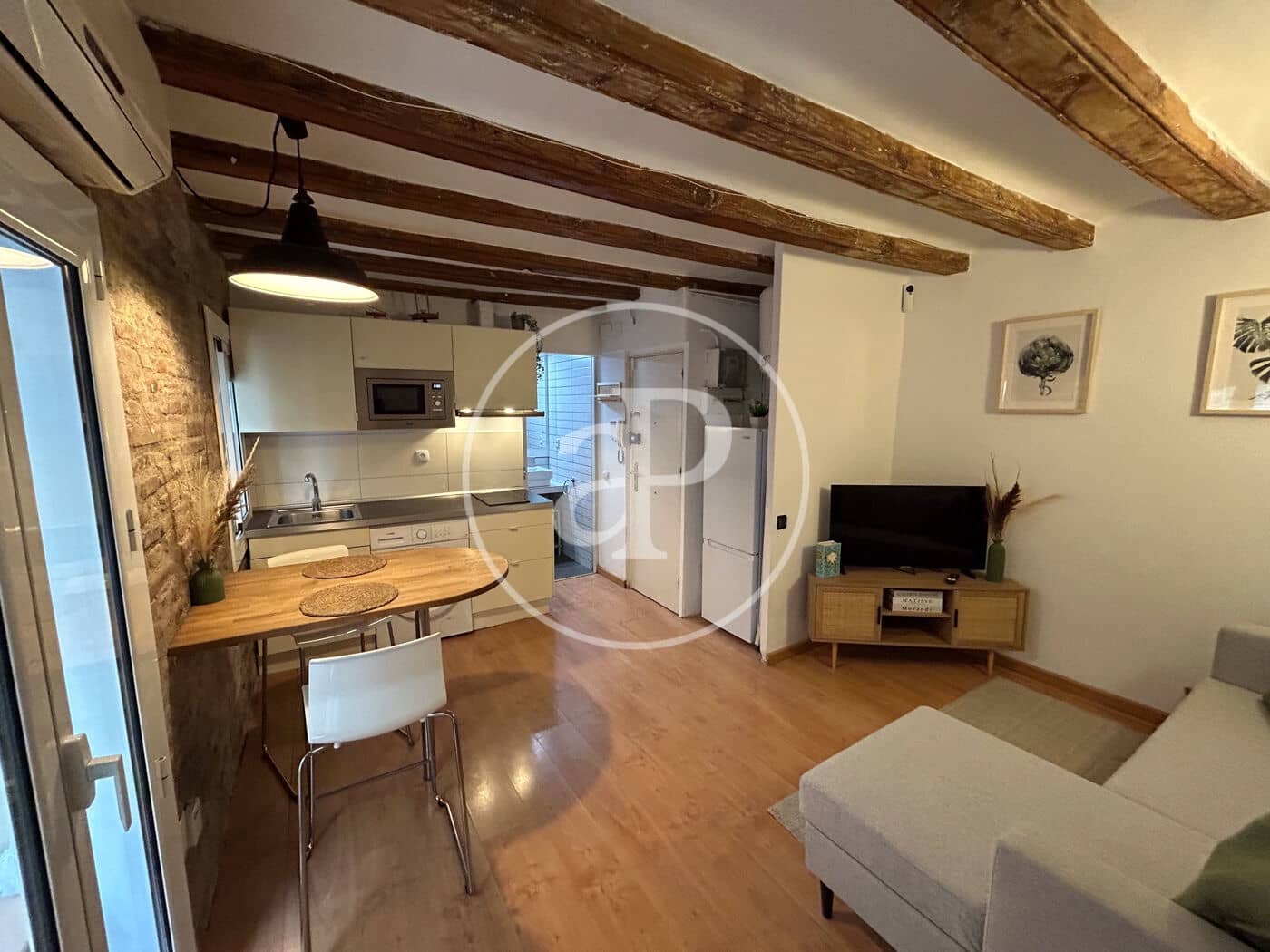 1 quarto Apartamento para arrendar em Barcelona cidade - 1 290 € (Ref: 9452103)