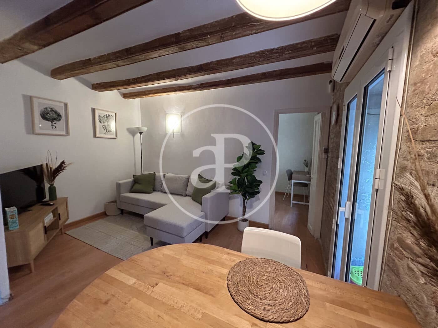 1 quarto Apartamento para arrendar em Barcelona cidade - 1 290 € (Ref: 9452103)
