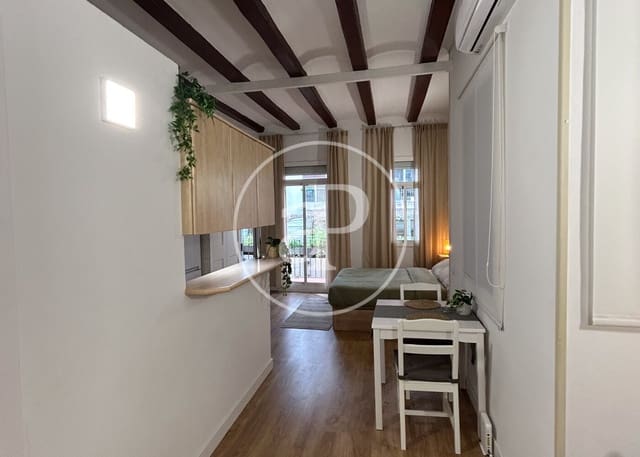 1 sovrum Lägenhet att hyra i El Raval, Barcelona stad - 1 190 € (Ref: 9452104)