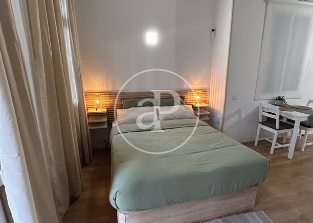 1 sovrum Lägenhet att hyra i El Raval, Barcelona stad - 1 190 € (Ref: 9452104)