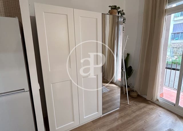 1 sovrum Lägenhet att hyra i El Raval, Barcelona stad - 1 190 € (Ref: 9452104)