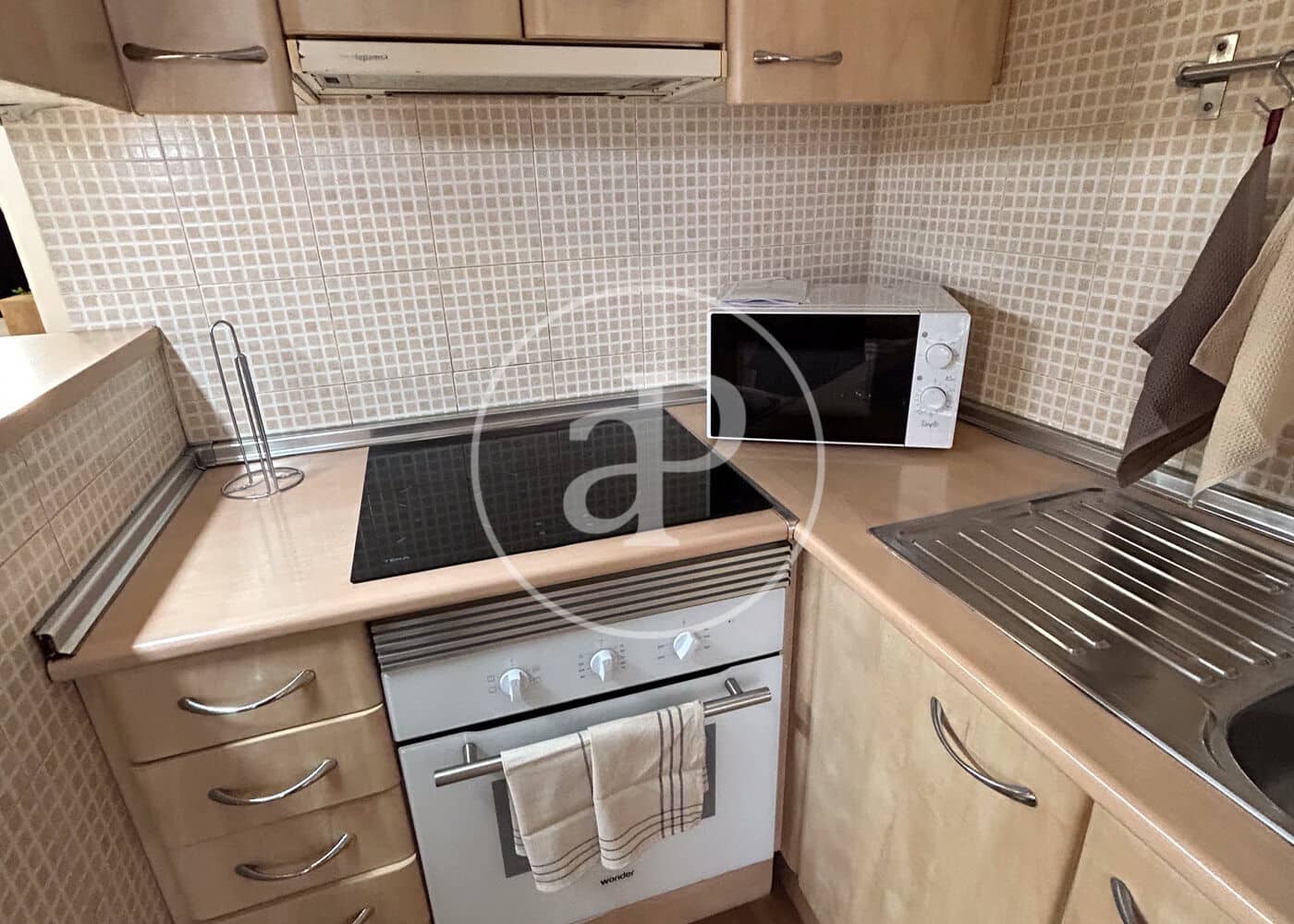 1 sovrum Lägenhet att hyra i Barcelona stad - 1 190 € (Ref: 9452104)