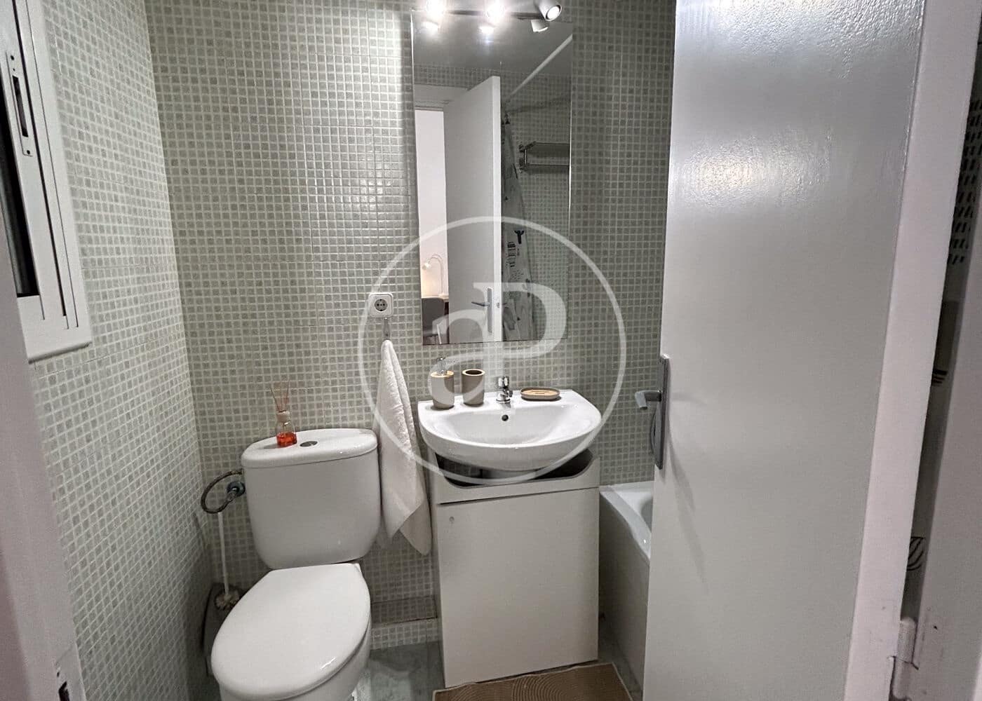 1 sovrum Lägenhet att hyra i Barcelona stad - 1 190 € (Ref: 9452104)