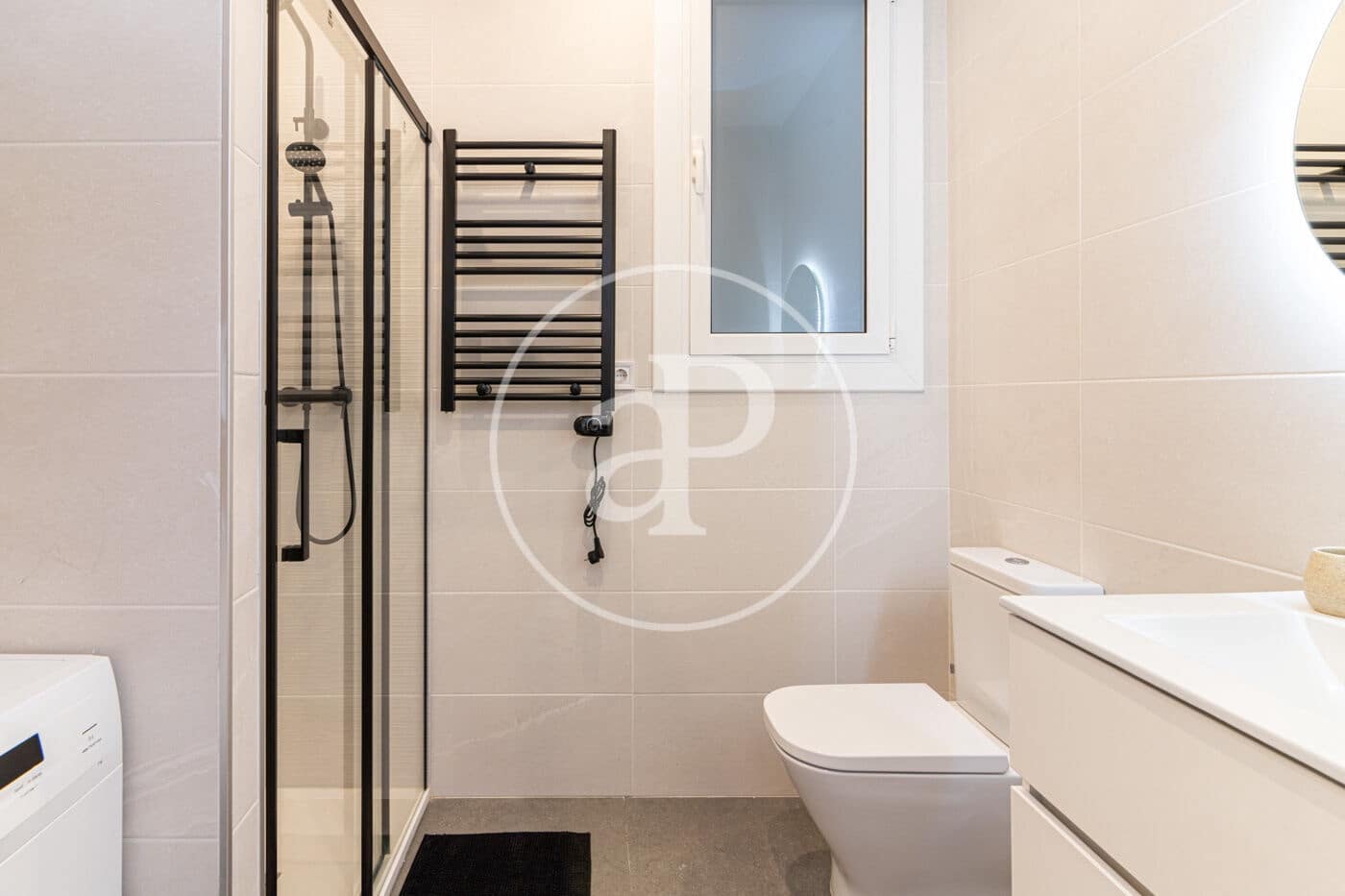 1 soverom Leilighet til leie i Barcelona by - € 1 550 (Ref: 9452105)