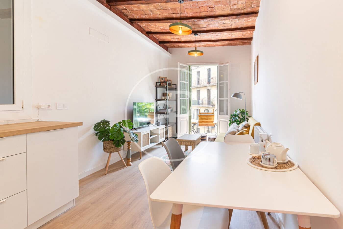 1 soverom Leilighet til leie i Barcelona by - € 1 550 (Ref: 9452105)