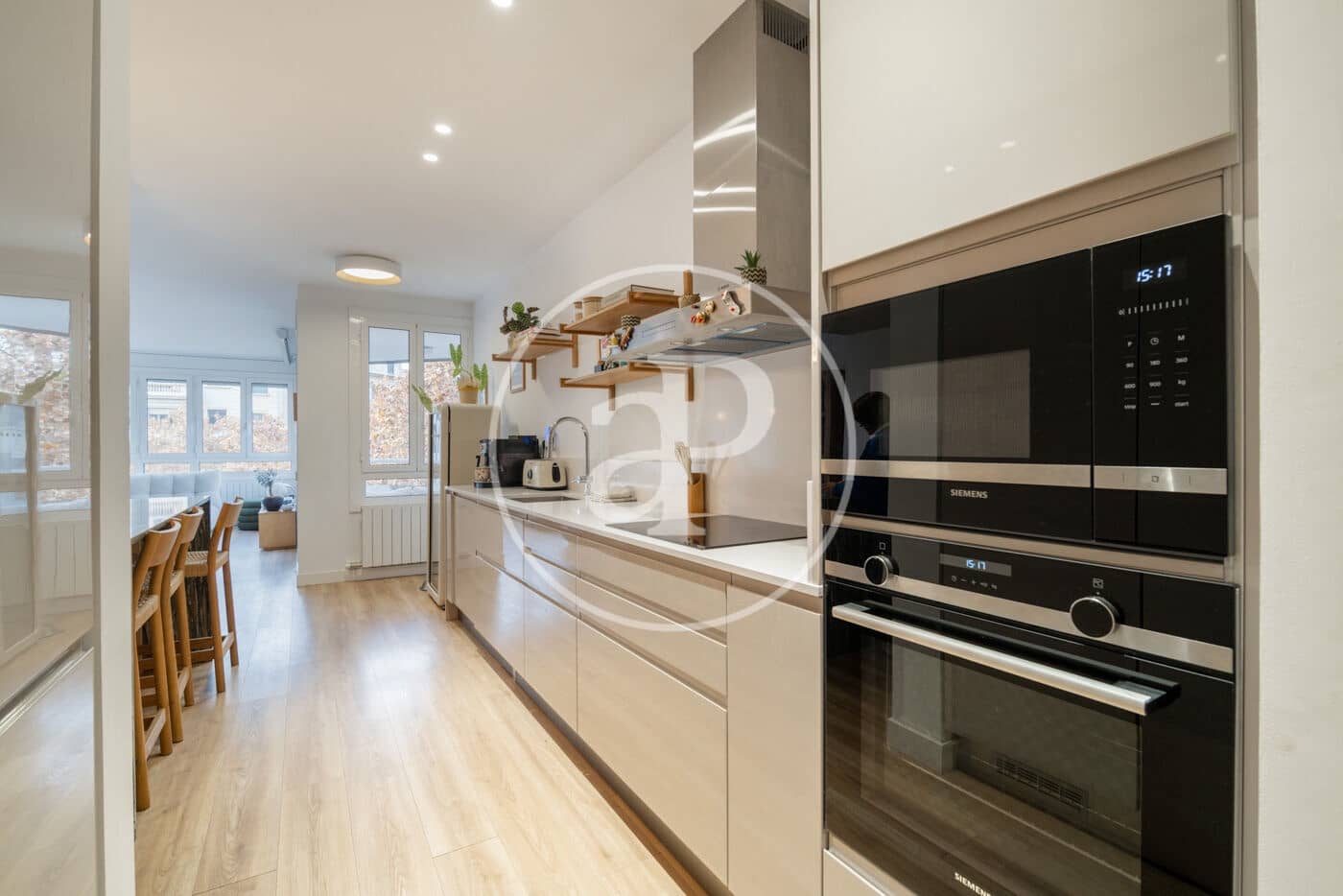 3 soveværelse Lejlighed til leje i Barcelona by - € 2.900 (Ref: 9452106)