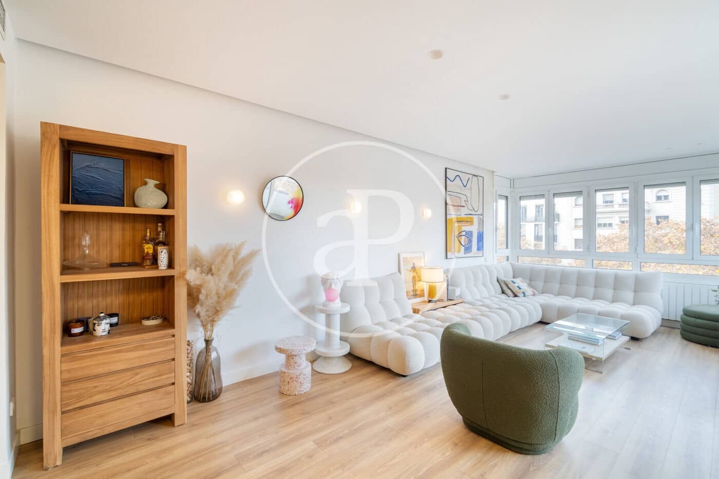 3 soveværelse Lejlighed til leje i Barcelona by - € 2.900 (Ref: 9452106)