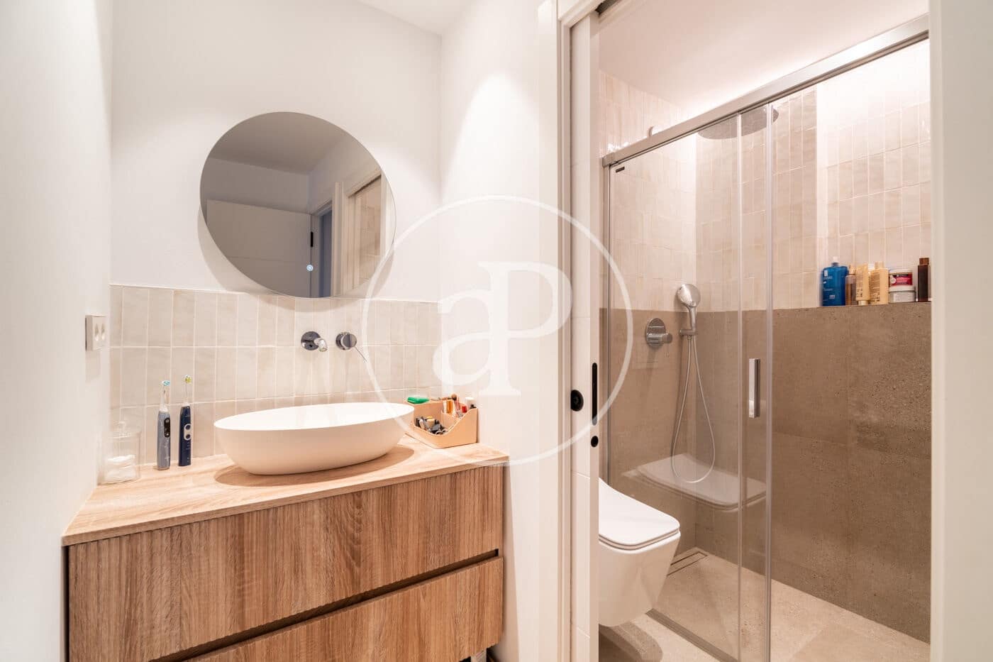 3 soveværelse Lejlighed til leje i Barcelona by - € 2.900 (Ref: 9452106)