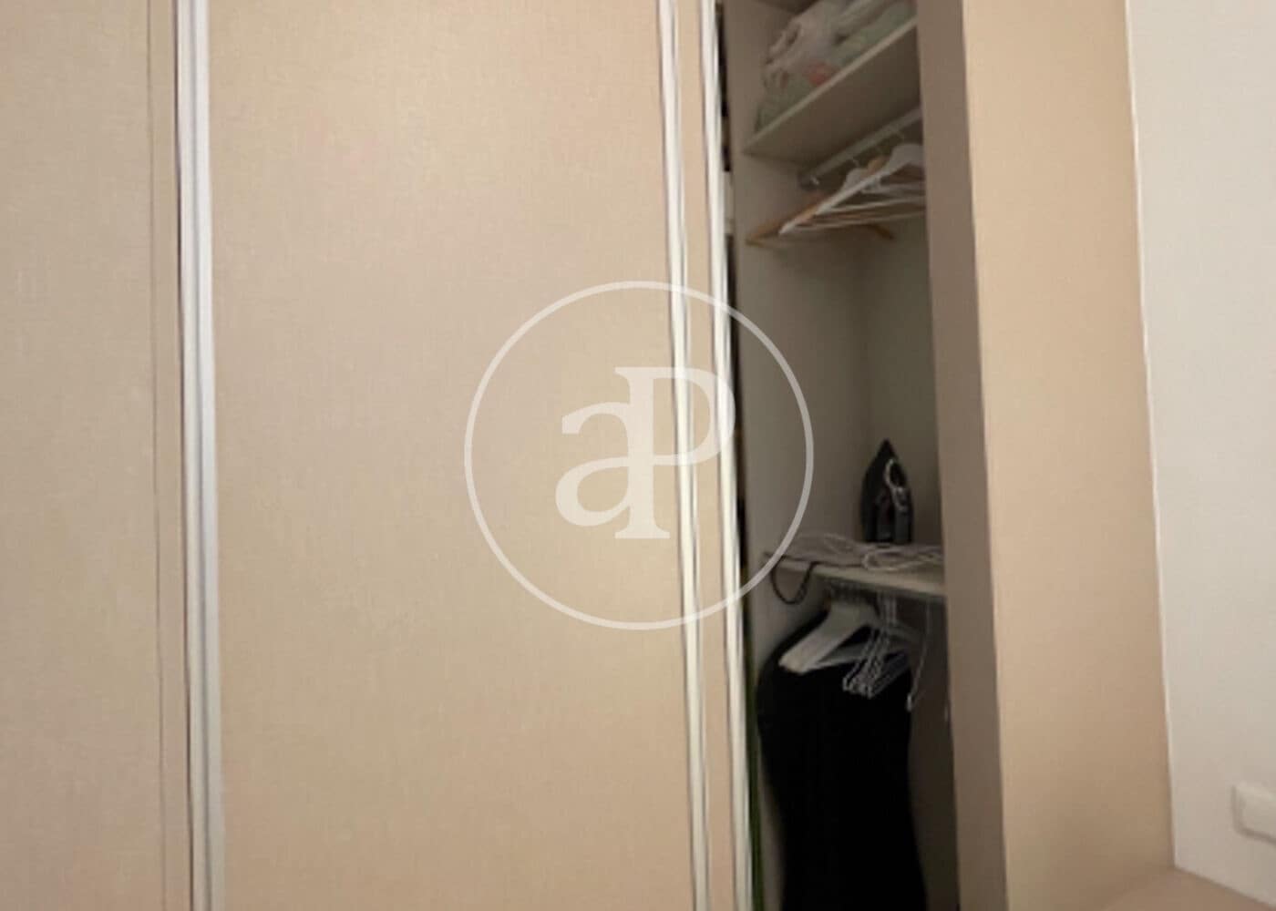 Appartement de 1 chambre à louer à Barcelone ville - 2 150 € (Ref: 9452107)