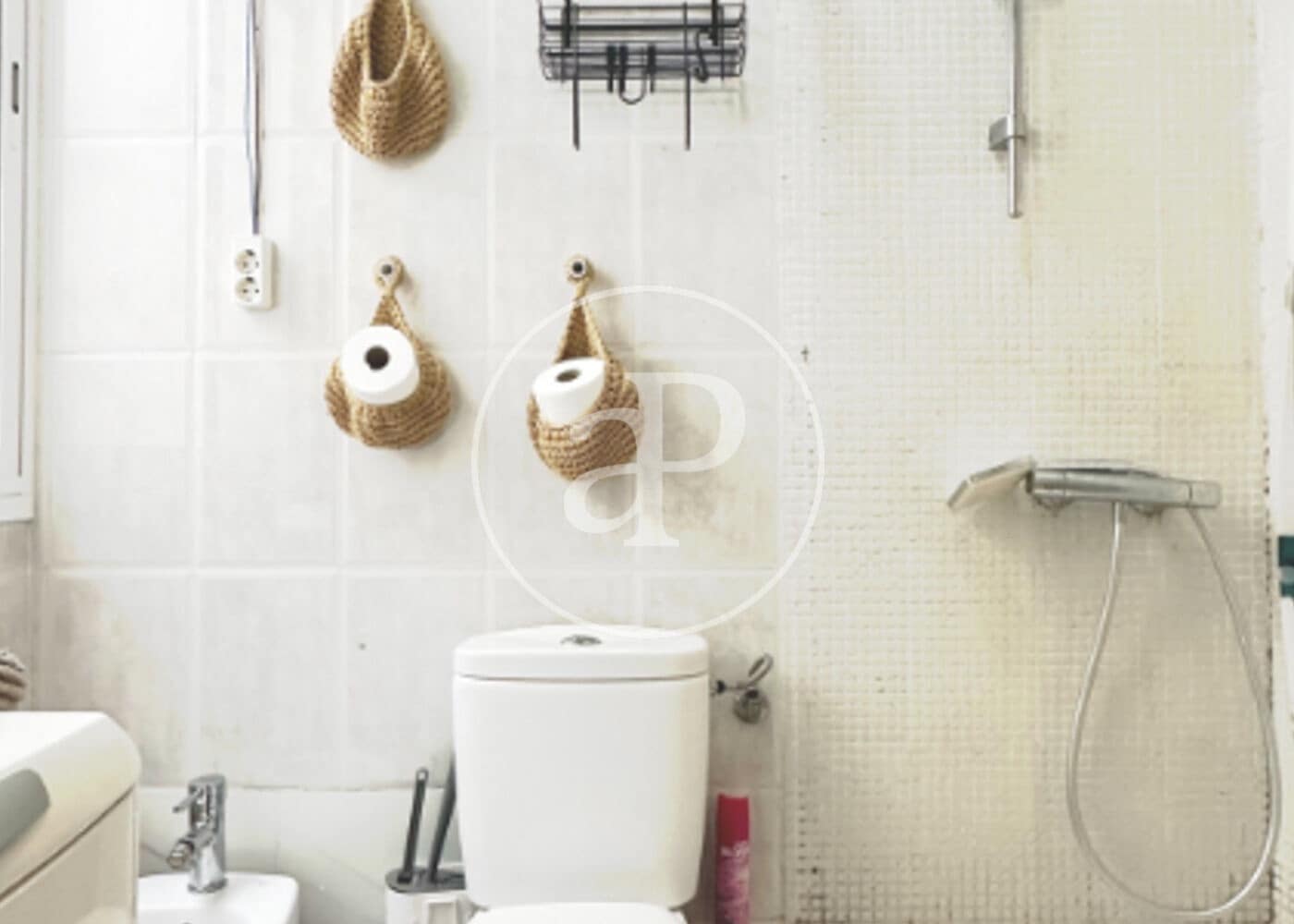 2 slaapkamer Appartement te huur in L'Hospitalet de Llobregat - € 1.950 (Ref: 9452108)