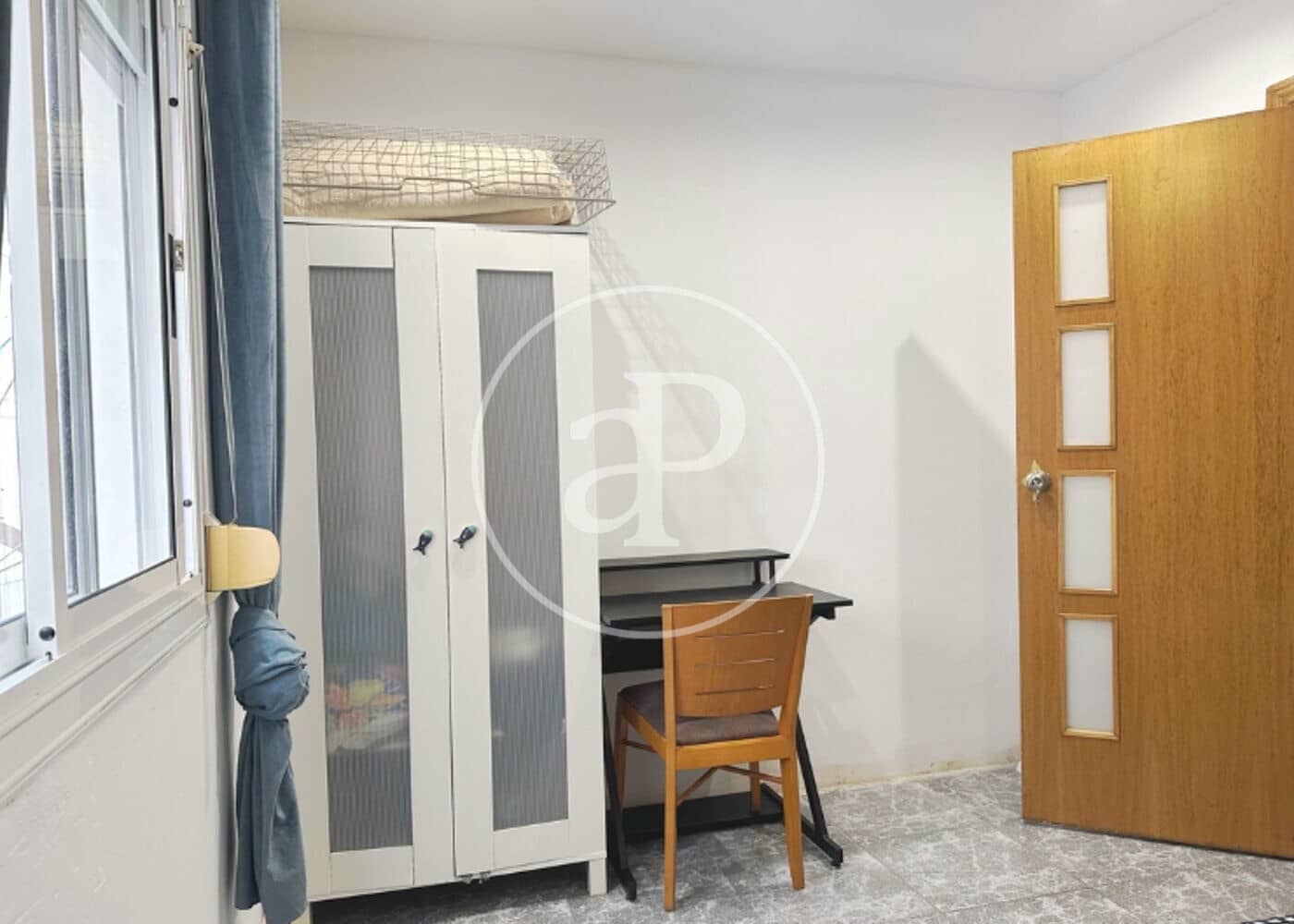 2 slaapkamer Appartement te huur in L'Hospitalet de Llobregat - € 1.950 (Ref: 9452108)