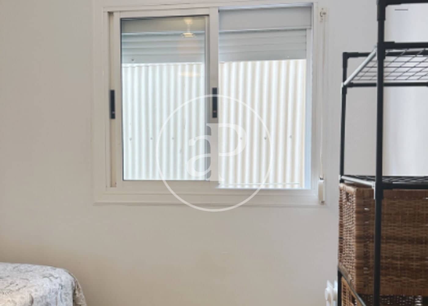 2 slaapkamer Appartement te huur in L'Hospitalet de Llobregat - € 1.950 (Ref: 9452108)