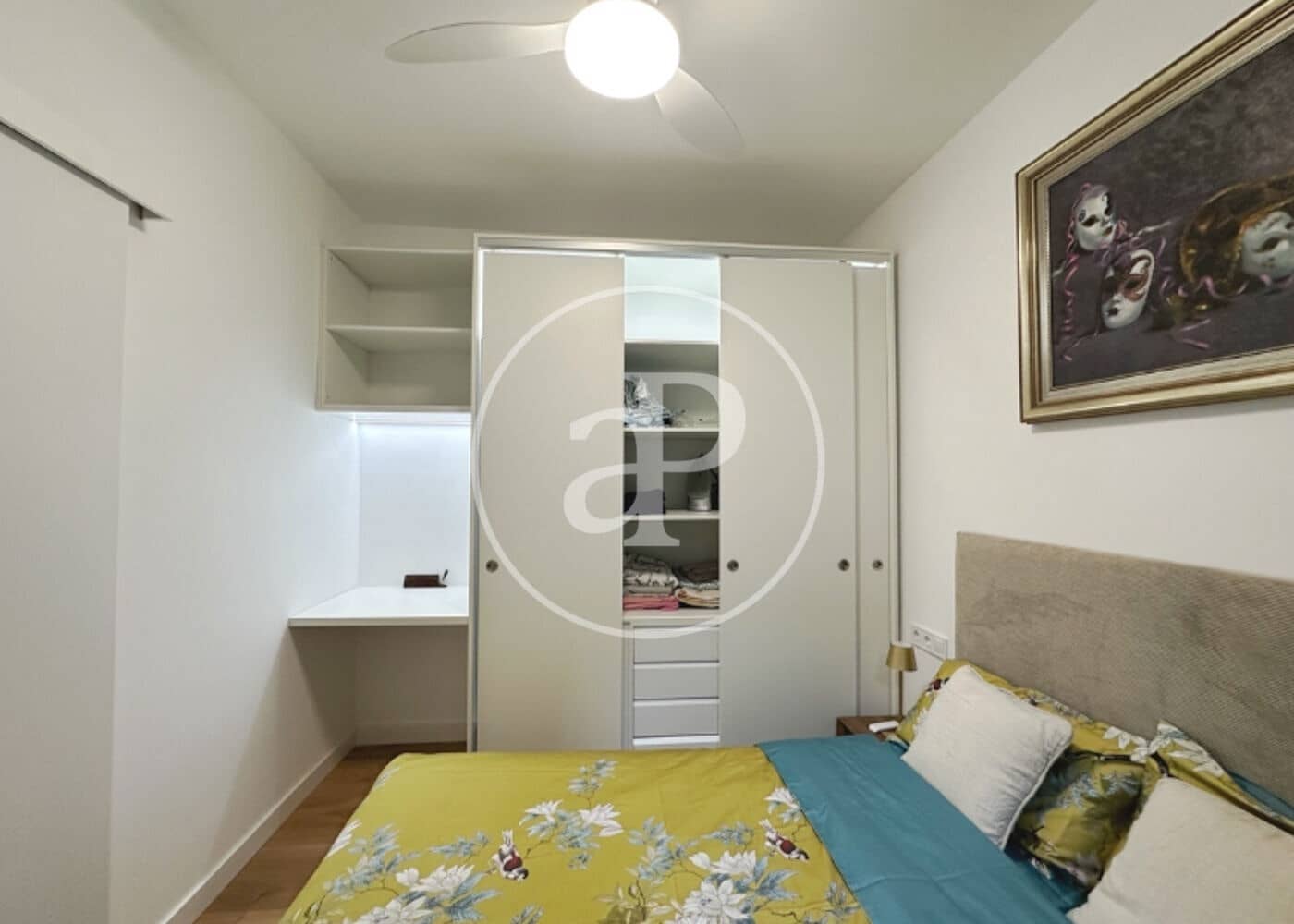 2 slaapkamer Appartement te huur in L'Hospitalet de Llobregat - € 1.950 (Ref: 9452109)