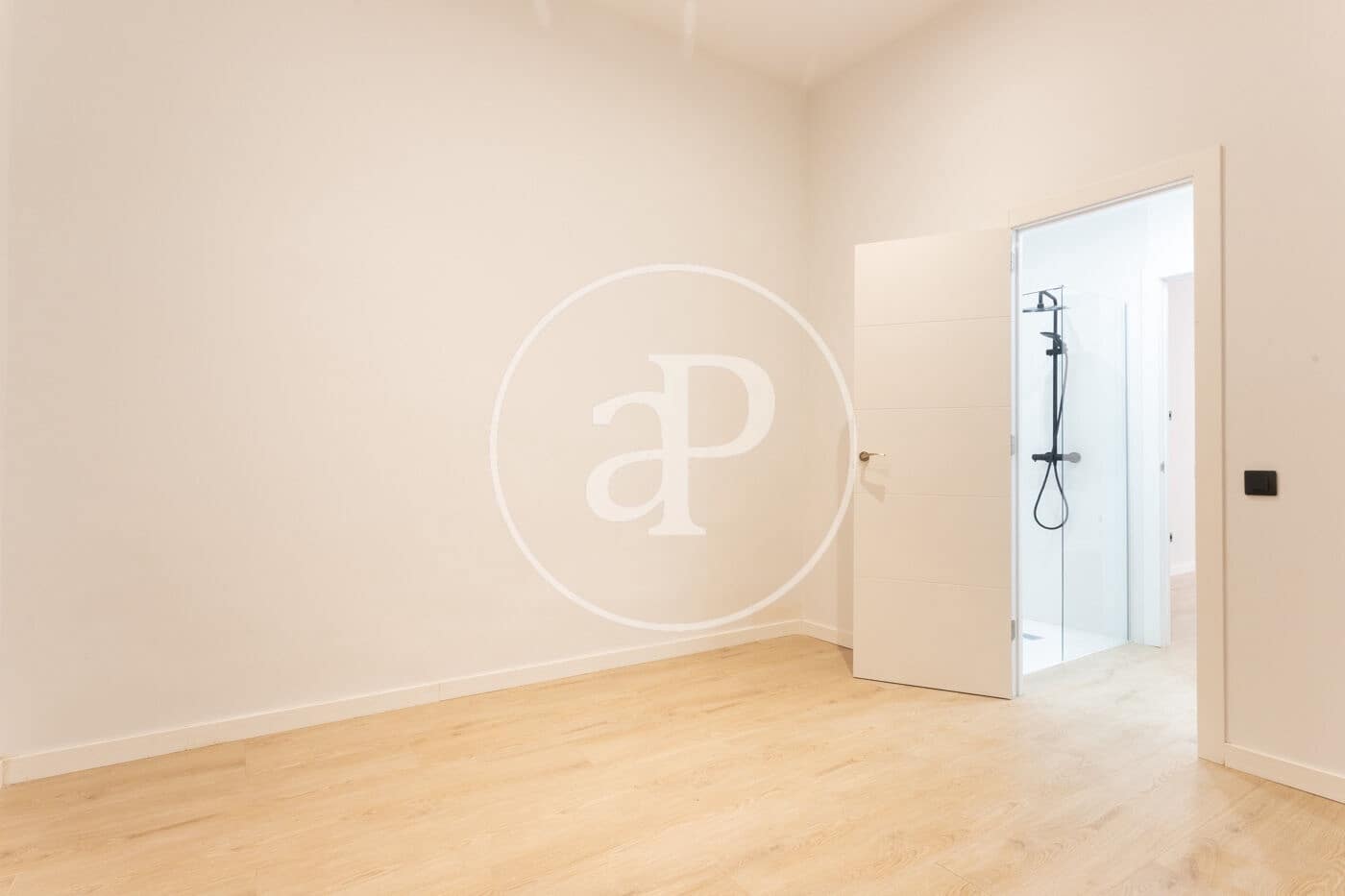 1 makuuhuone Huoneisto vuokrattavana paikassa Barcelona kaupunki - 1 600 € (Ref: 9452111)