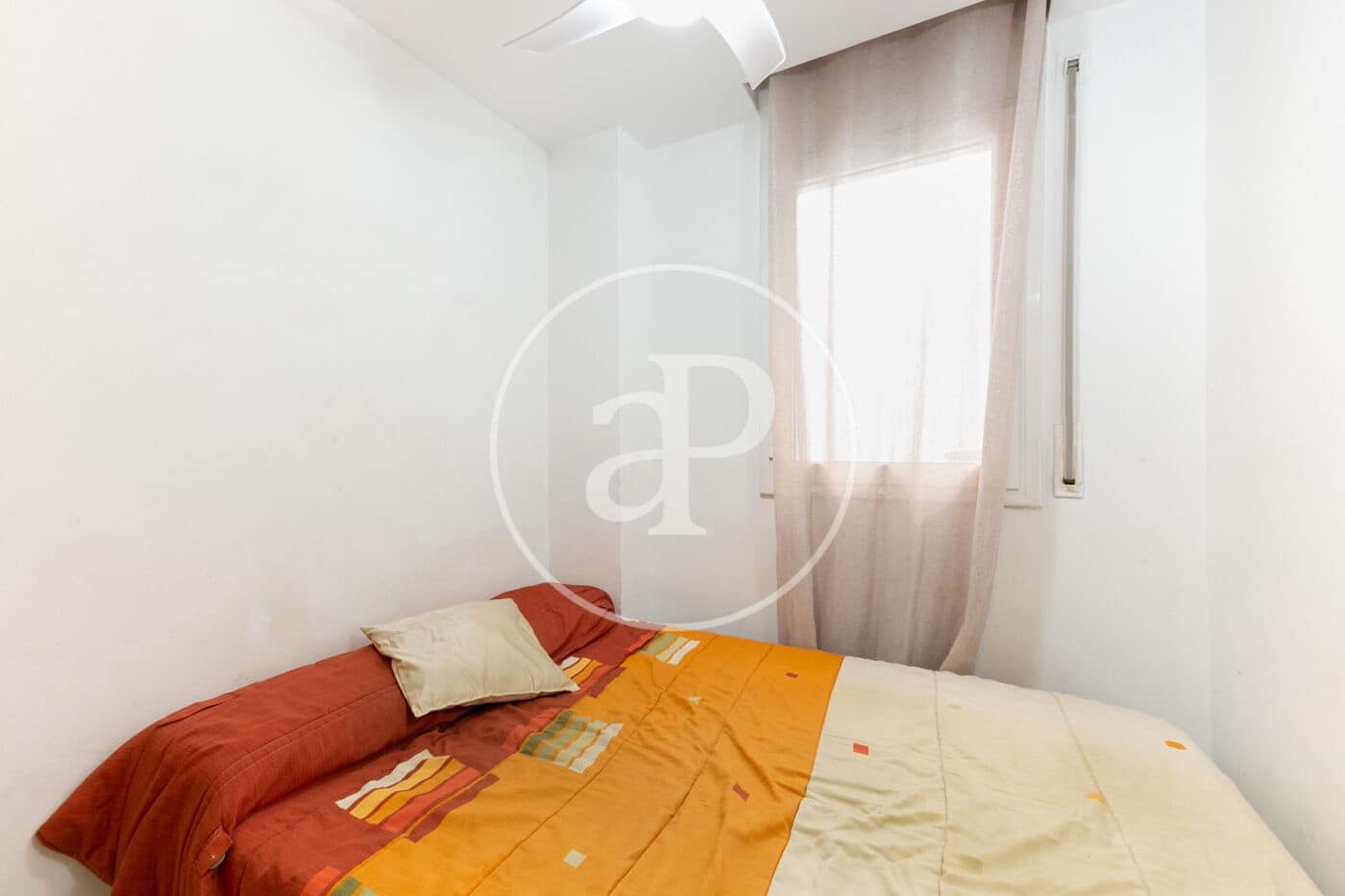 3 soveværelse Lejlighed til leje i Barcelona by - € 1.837 (Ref: 9452112)