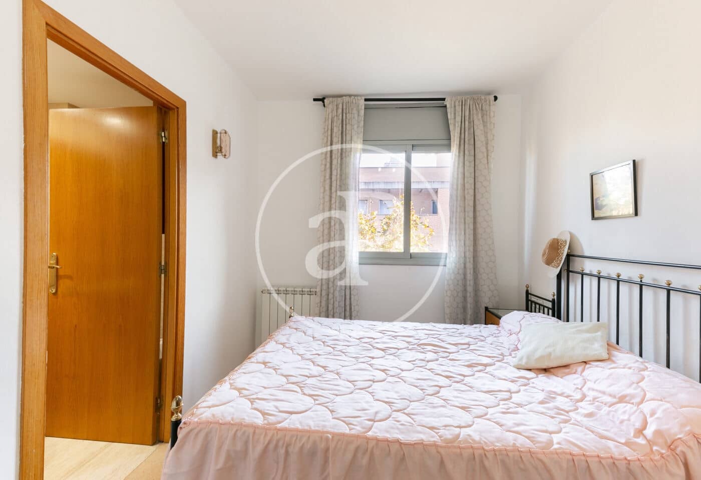 3 soveværelse Lejlighed til leje i Barcelona by - € 1.837 (Ref: 9452112)