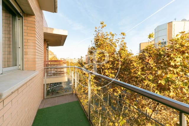 3 makuuhuone Huoneisto vuokrattavana paikassa La Vila Olímpica del Poblenou, Barcelona kaupunki - 1 837 € (Ref: 9452112)