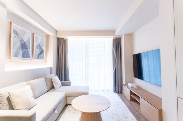 3 quarto Apartamento para arrendar em L'Antiga Esquerra de L'Eixample, Barcelona cidade - 3 300 € (Ref: 9452113)