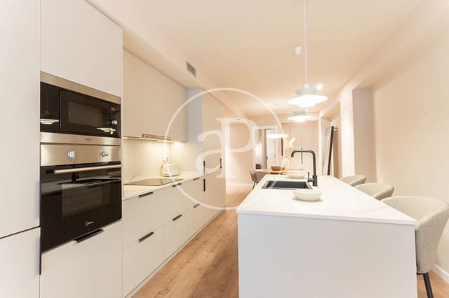 3 quarto Apartamento para arrendar em L'Antiga Esquerra de L'Eixample, Barcelona cidade - 3 300 € (Ref: 9452113)
