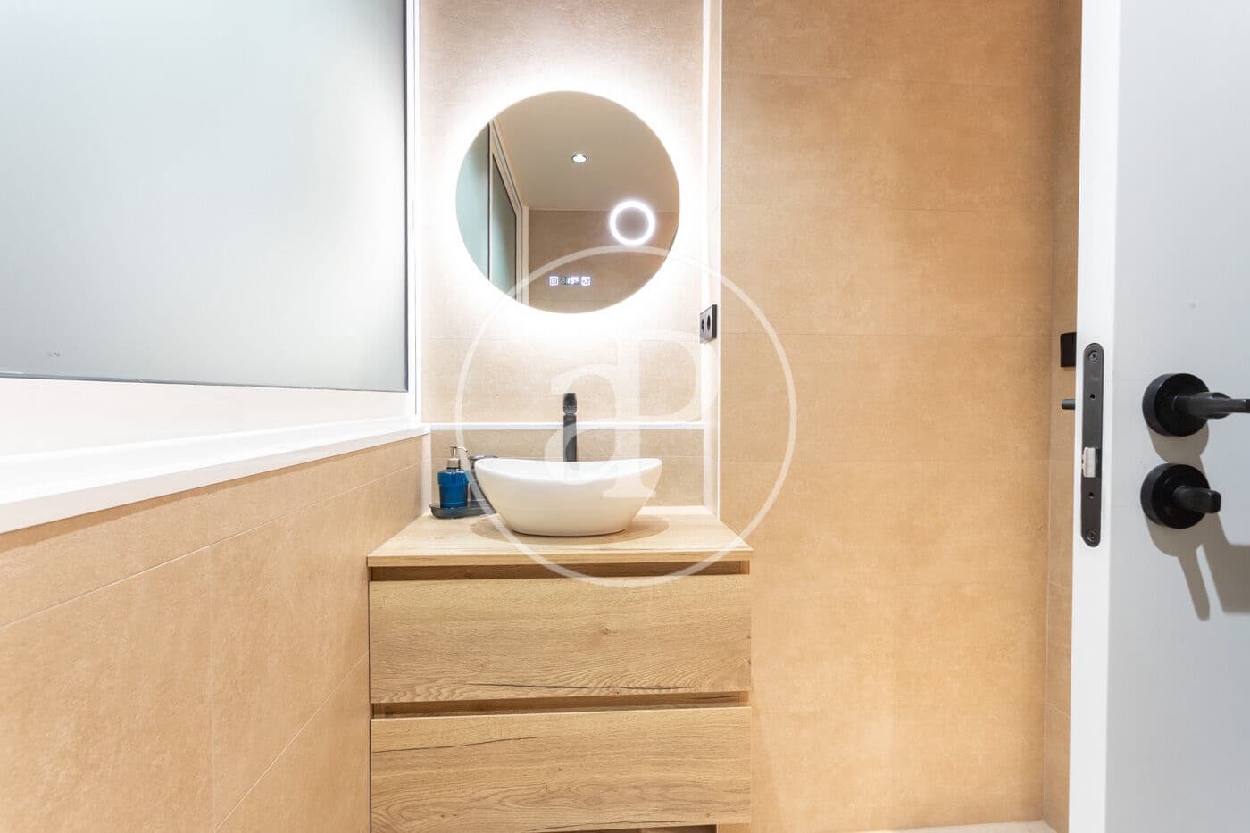 3 makuuhuone Huoneisto vuokrattavana paikassa Barcelona kaupunki - 3 300 € (Ref: 9452113)