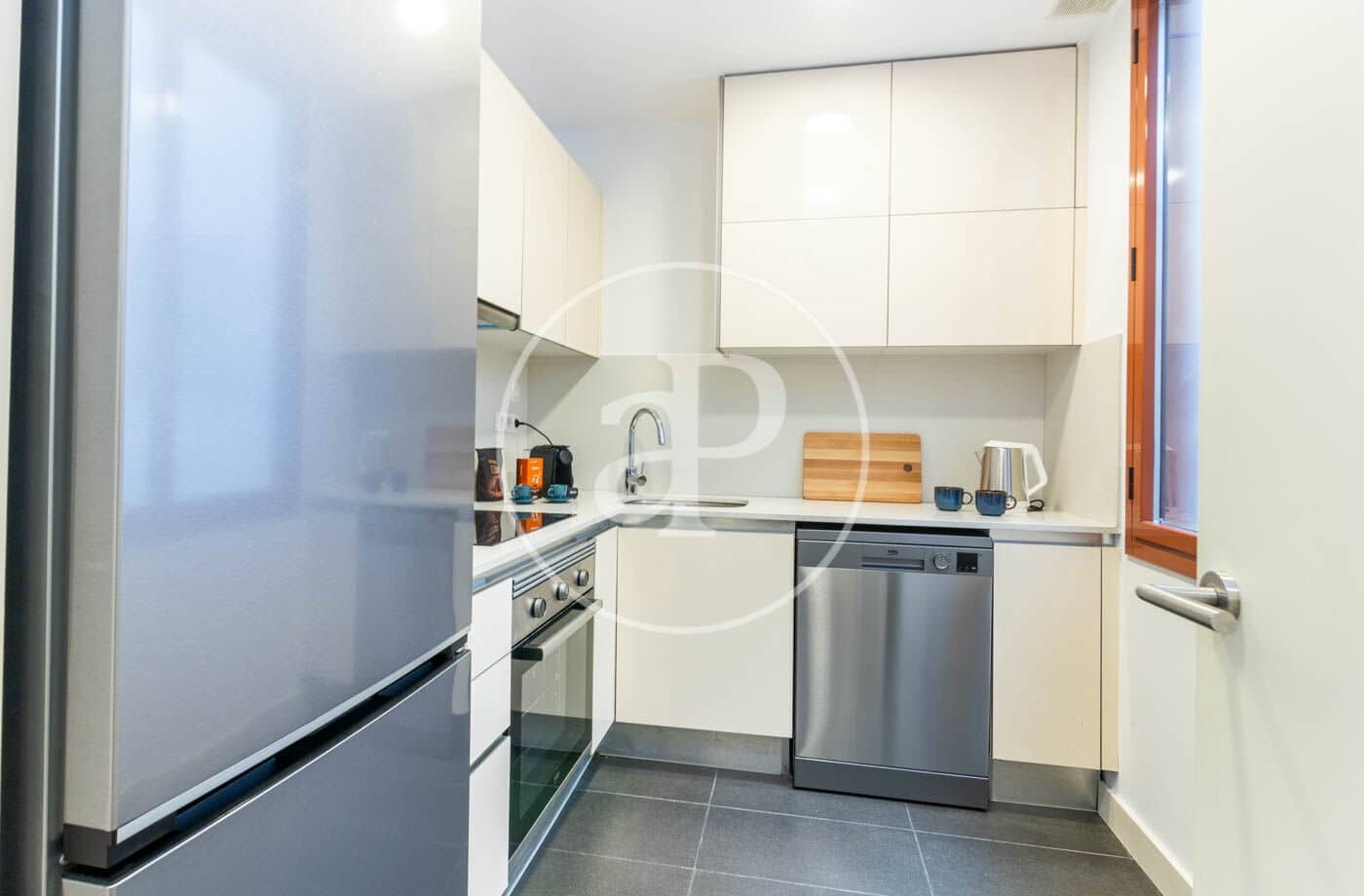 2 Zimmer Apartment zu vermieten in Barcelona Stadt - 2.700 € (Ref: 9452115)