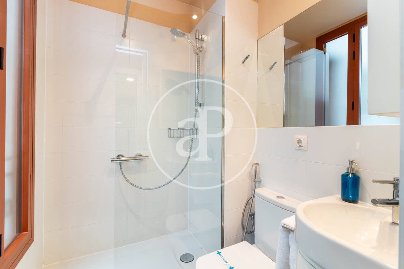 2 Zimmer Apartment zu vermieten in Barcelona Stadt - 2.700 € (Ref: 9452115)